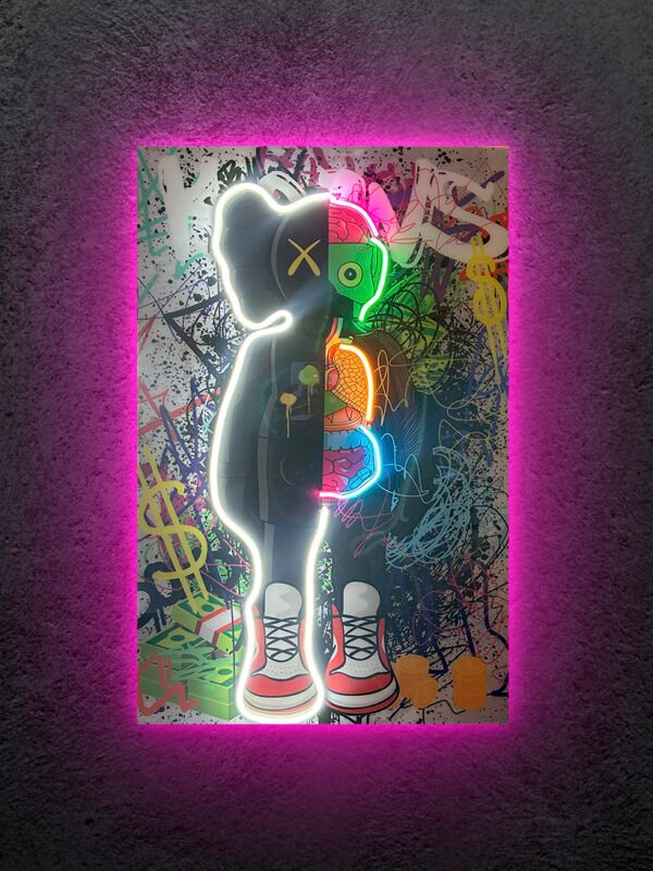 Exclusive Graffiti Kaws